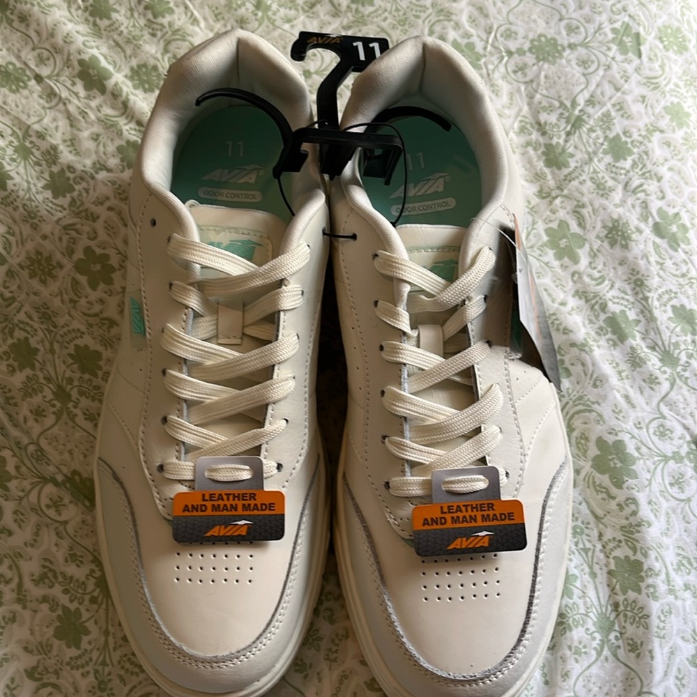 Avia Shoes